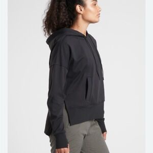 Athleta Mission Hoodie Women’s Size Medium Black